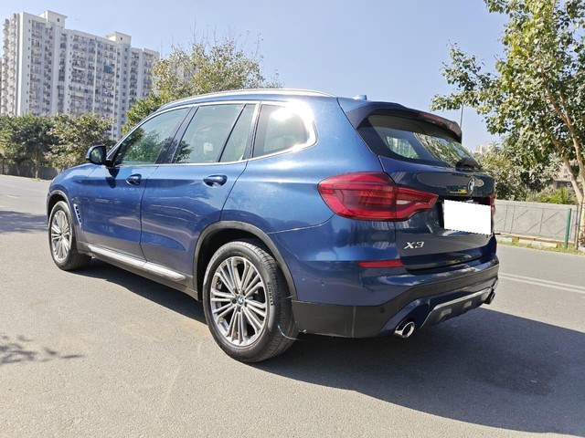 Second-hand 2018 BMW X3 xDrive 20d Luxury Line for sale in Noida-3