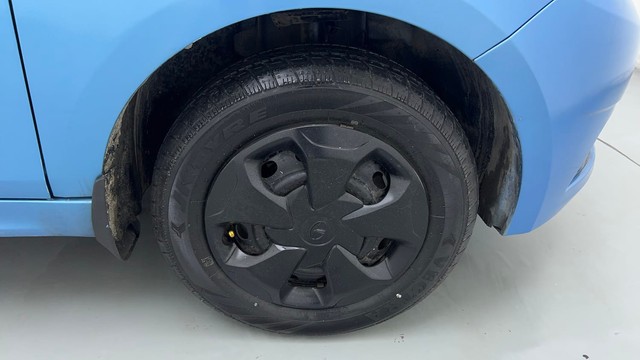 Second-hand 2016 Tata Tiago 1.2 Revotron XZ Plus Dual Tone for sale in New Delhi-17