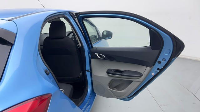 Second-hand 2016 Tata Tiago 1.2 Revotron XZ Plus Dual Tone for sale in New Delhi-28