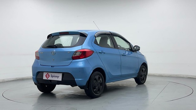 Second-hand 2016 Tata Tiago 1.2 Revotron XZ Plus Dual Tone for sale in New Delhi-3