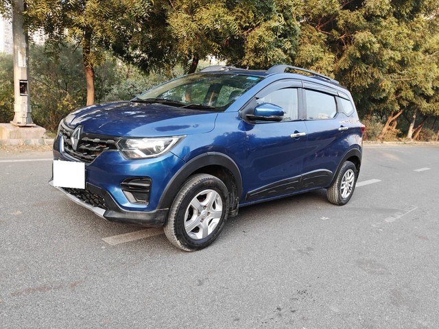 Second-hand 2021 Renault Triber RXT BSVI for sale in Noida-7