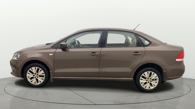 Second-hand 2015 Volkswagen Vento Petrol Highline for sale in Bangalore-16