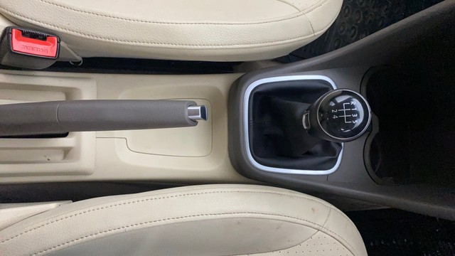 Second-hand 2015 Volkswagen Vento Petrol Highline for sale in Bangalore-22