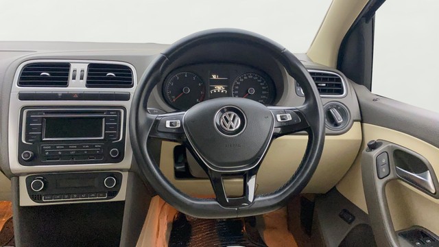 Second-hand 2015 Volkswagen Vento Petrol Highline for sale in Bangalore-1