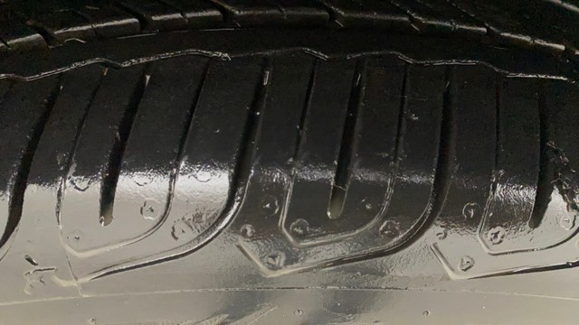 Second-hand 2015 Volkswagen Vento Petrol Highline for sale in Bangalore-2