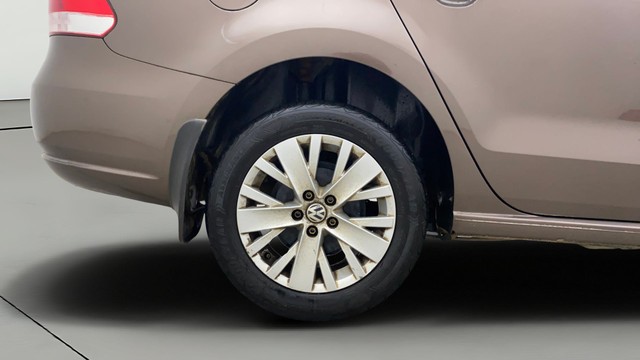 Second-hand 2015 Volkswagen Vento Petrol Highline for sale in Bangalore-27