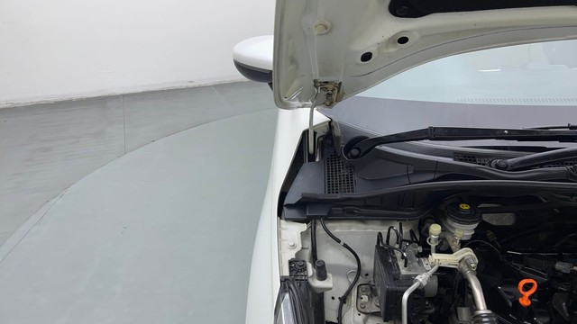 Second-hand 2022 Honda City V MT for sale in Ghaziabad-32