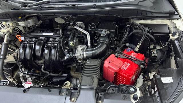 Second-hand 2022 Honda City V MT for sale in Ghaziabad-37