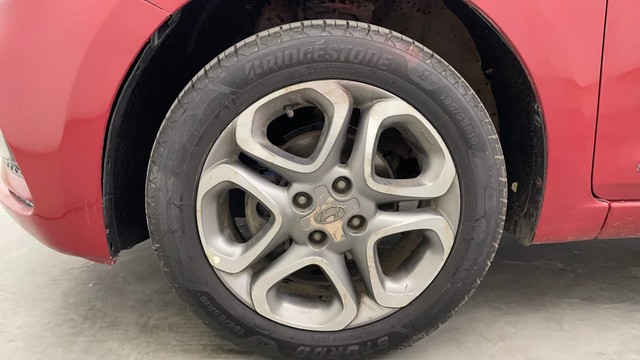 Second-hand 2018 Hyundai i20 1.2 Asta Option for sale in Chennai-20