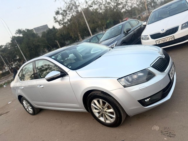 Second-hand 2015 Skoda Octavia Style Plus 2.0 TDI AT for sale in Sirsa-5