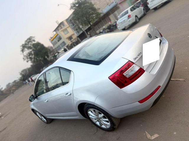 Second-hand 2015 Skoda Octavia Style Plus 2.0 TDI AT for sale in Sirsa-7