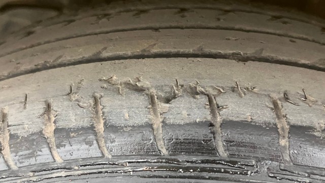 Second-hand 2020 Tata Tiago XZ Plus for sale in Kolkata-24