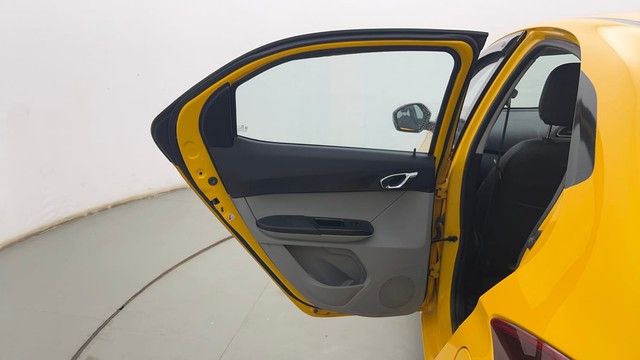 Second-hand 2020 Tata Tiago XZ Plus for sale in Kolkata-28