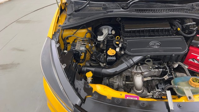 Second-hand 2020 Tata Tiago XZ Plus for sale in Kolkata-39