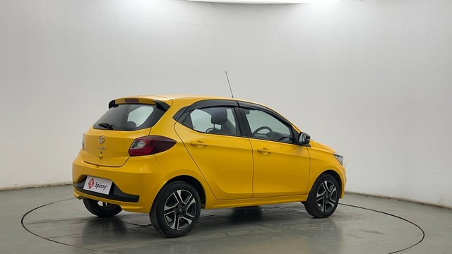 Second-hand 2020 Tata Tiago XZ Plus for sale in Kolkata-3