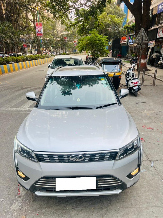 Second-hand 2019 Mahindra XUV300 W8 Option BSVI for sale in Thane-3