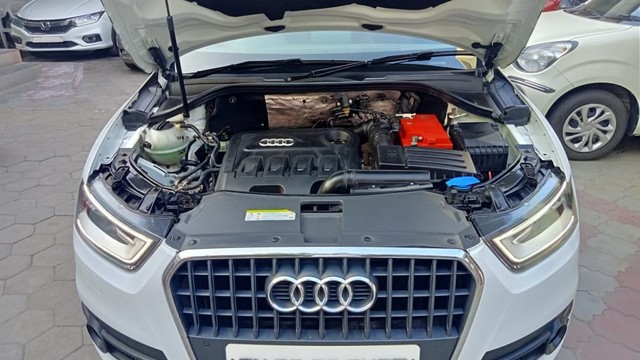 Second-hand 2014 Audi Q3 35 TDI Quattro Premium Plus for sale in Coimbatore-6