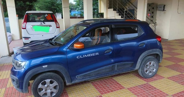 Second-hand 2018 Renault KWID 1.0 RXT for sale in Ranga reddy-4