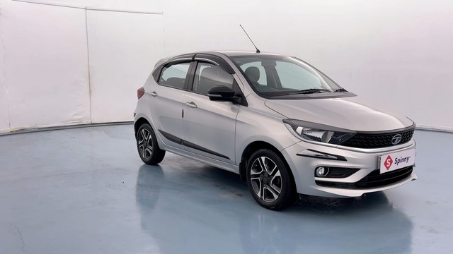 Second-hand 2020 Tata Tiago XZA AMT for sale in Lucknow-1