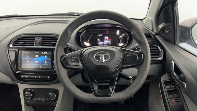 Second-hand 2020 Tata Tiago XZA AMT for sale in Lucknow-35