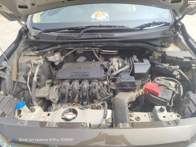 Second-hand 2023 Honda Amaze VX CVT Petrol for sale in Mysore-6