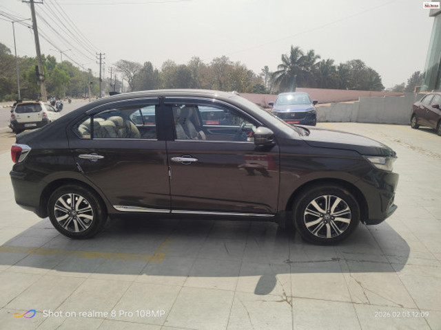 Second-hand 2023 Honda Amaze VX CVT Petrol for sale in Mysore-2
