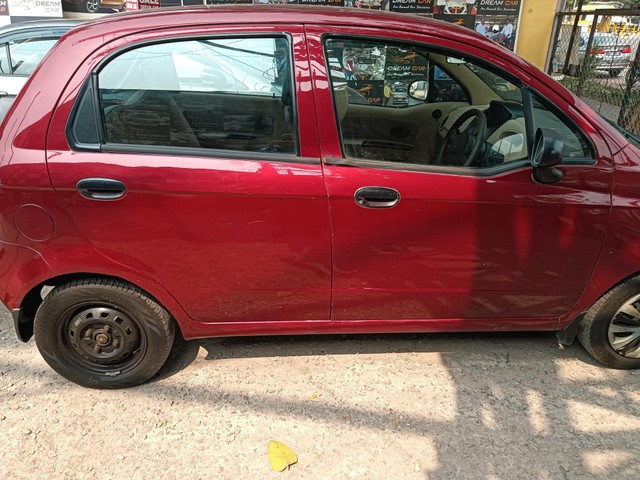 Second-hand 2010 Chevrolet Spark 1.0 LS for sale in Pune-1