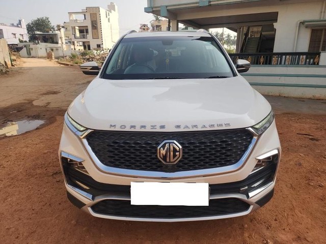 Second-hand 2019 MG Hector Sharp DCT for sale in Devanahalli-6
