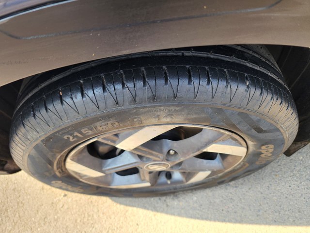 Second-hand 2020 Hyundai Venue SX Turbo for sale in Kolkata-7