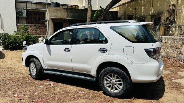 Toyota Fortuner 4x2 Manual Second-hand 2012 Toyota Fortuner 4x2 Manual for sale in Jaipur-5