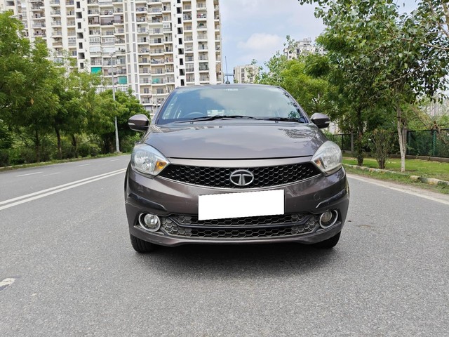 Tata Tiago 1.2 Revotron XZ Second-hand 2017 Tata Tiago 1.2 Revotron XZ for sale in Noida-6