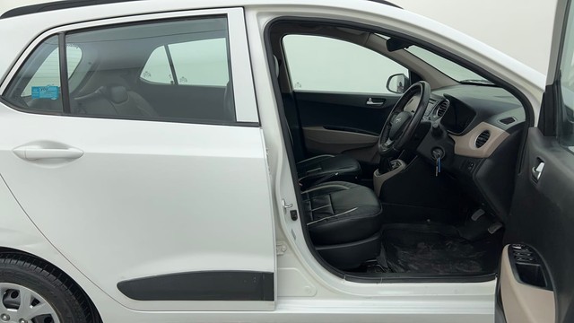 Second-hand 2015 Hyundai Grand i10 1.2 Kappa Sportz BSIV for sale in Ahmedabad-15