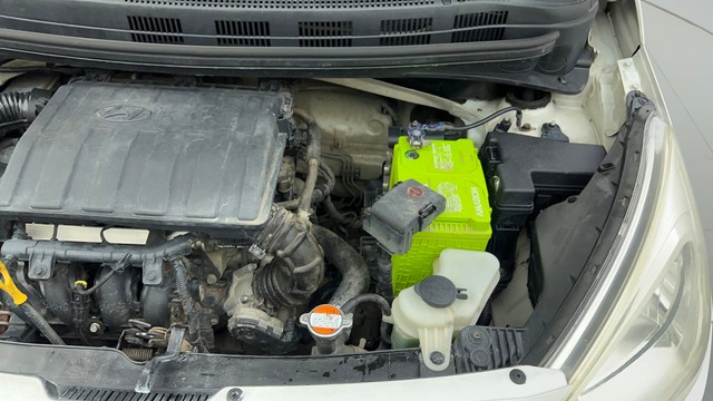 Second-hand 2015 Hyundai Grand i10 1.2 Kappa Sportz BSIV for sale in Ahmedabad-28