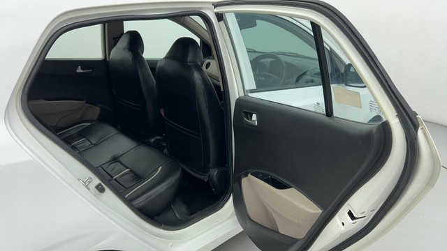 Second-hand 2015 Hyundai Grand i10 1.2 Kappa Sportz BSIV for sale in Ahmedabad-37