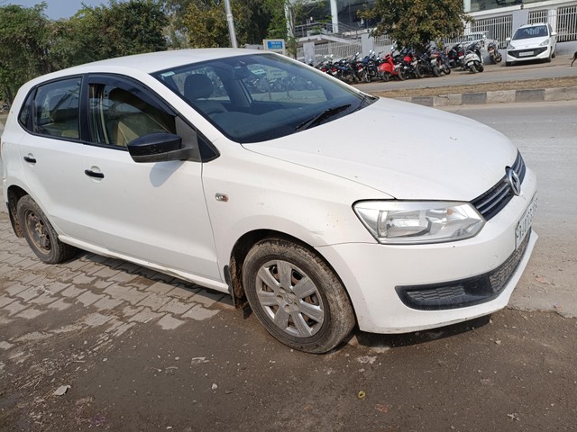 Second-hand 2013 Volkswagen Polo Diesel Comfortline 1.2L for sale in Kota-4