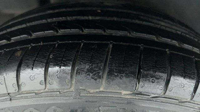 Second-hand 2020 Maruti Ciaz 1.4 AT Alpha for sale in Ahmedabad-23