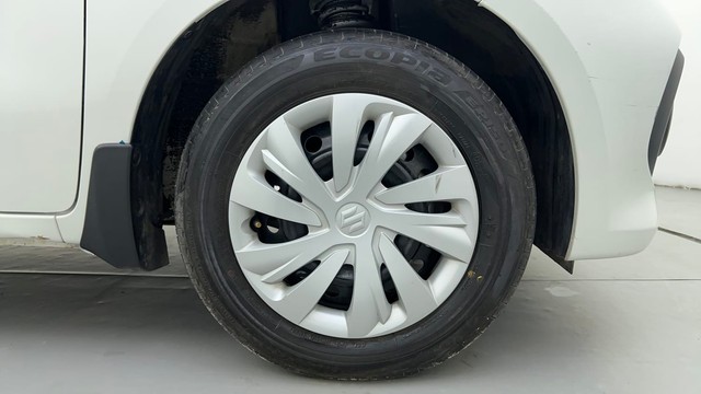 Second-hand 2024 Maruti Celerio ZXI AMT for sale in Ahmedabad-17