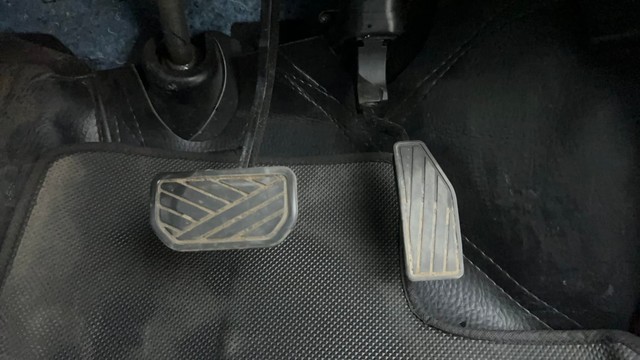 Second-hand 2024 Maruti Celerio ZXI AMT for sale in Ahmedabad-14