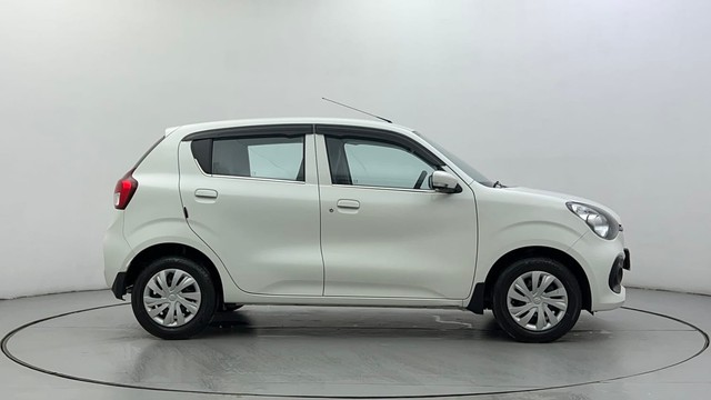 Second-hand 2024 Maruti Celerio ZXI AMT for sale in Ahmedabad-2