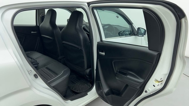 Second-hand 2024 Maruti Celerio ZXI AMT for sale in Ahmedabad-25