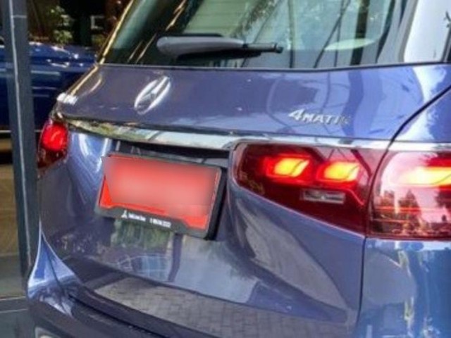 Second-hand 2025 Mercedes-Benz GLS 450 4MATIC AMG Line for sale in Jaipur-6