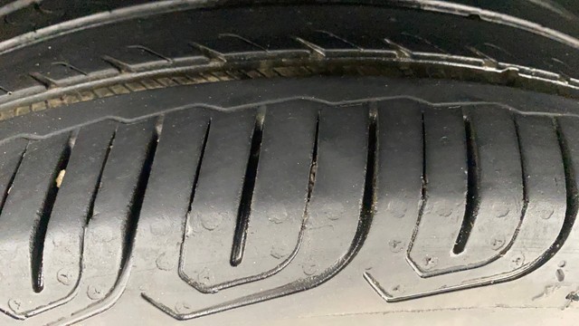 Second-hand 2017 Maruti Suzuki Swift Dzire ZXI Plus for sale in Chennai-5