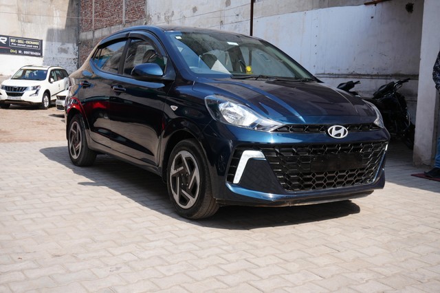 Hyundai Aura S CNG Second-hand 2023 Hyundai Aura S CNG for sale in Agra-0