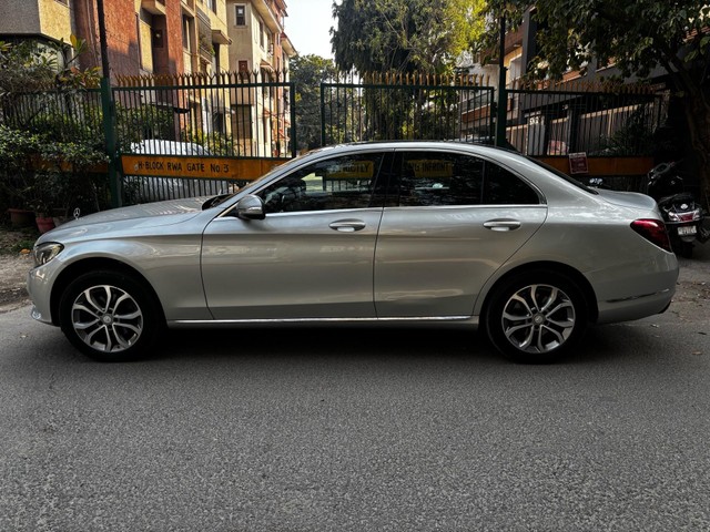 Second-hand 2015 Mercedes-Benz C-Class C 200 CGI for sale in New Delhi-5