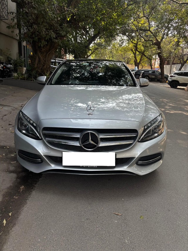 Second-hand 2015 Mercedes-Benz C-Class C 200 CGI for sale in New Delhi-4