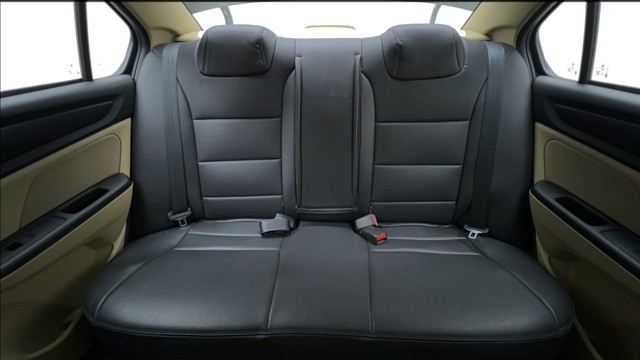 Second-hand 2023 Honda Amaze VX CVT Petrol for sale in Sonipat-30