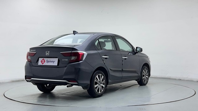 Second-hand 2023 Honda Amaze VX CVT Petrol for sale in Sonipat-3