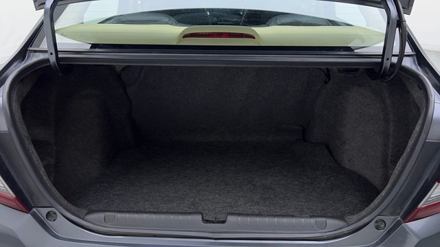 Second-hand 2023 Honda Amaze VX CVT Petrol for sale in Sonipat-9