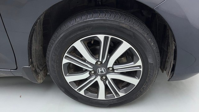 Second-hand 2023 Honda Amaze VX CVT Petrol for sale in Sonipat-17