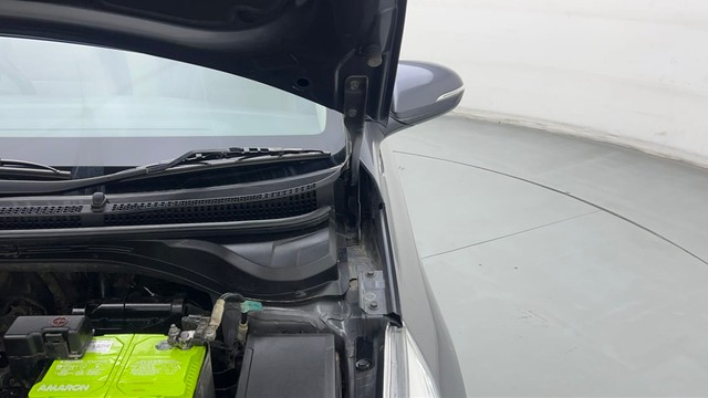 Second-hand 2018 Hyundai Verna 1.6 SX VTVT AT for sale in Gurgaon-32